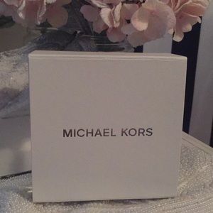 Michael Kors gift box